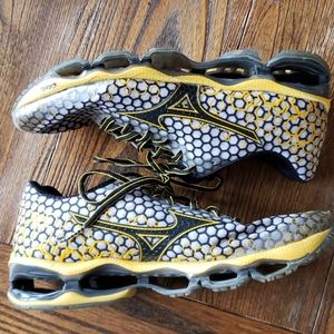 Mizuno Wave Prophecy Mens 10.5